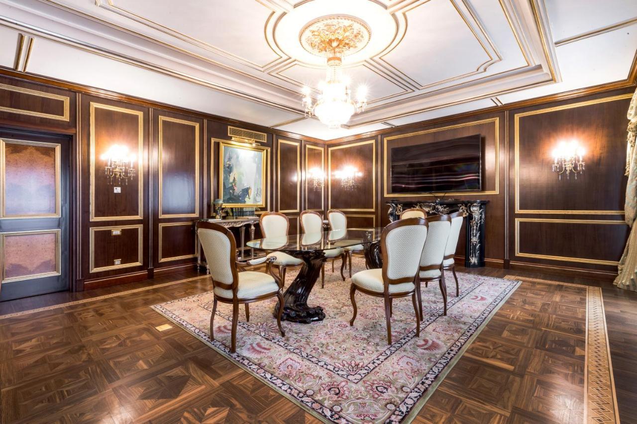 Rixos Khadisha Shymkent Hotel Exterior photo The interior of the club